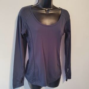 LJ Black Lorna Jane Long Sleeve Top in Dark Gray M
